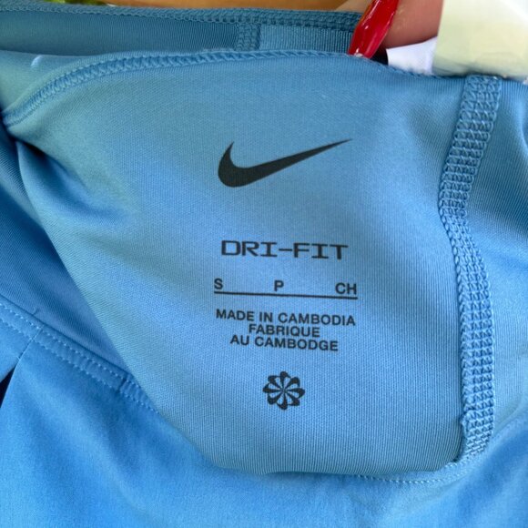 Nike Blue Pleated Tennis Skort | Sporty & Chic - Picture 5 of 5